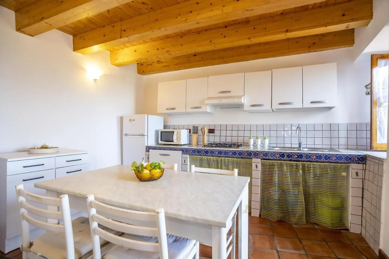 Dom wakacyjny Cottage Casale Relax E Tranquillita Gioiosa Marea